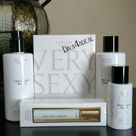 Victoria’s Secret VERY SEXY OASIS 3.4 FL OZ EDP 4PC Bundle - Picture 1 of 3